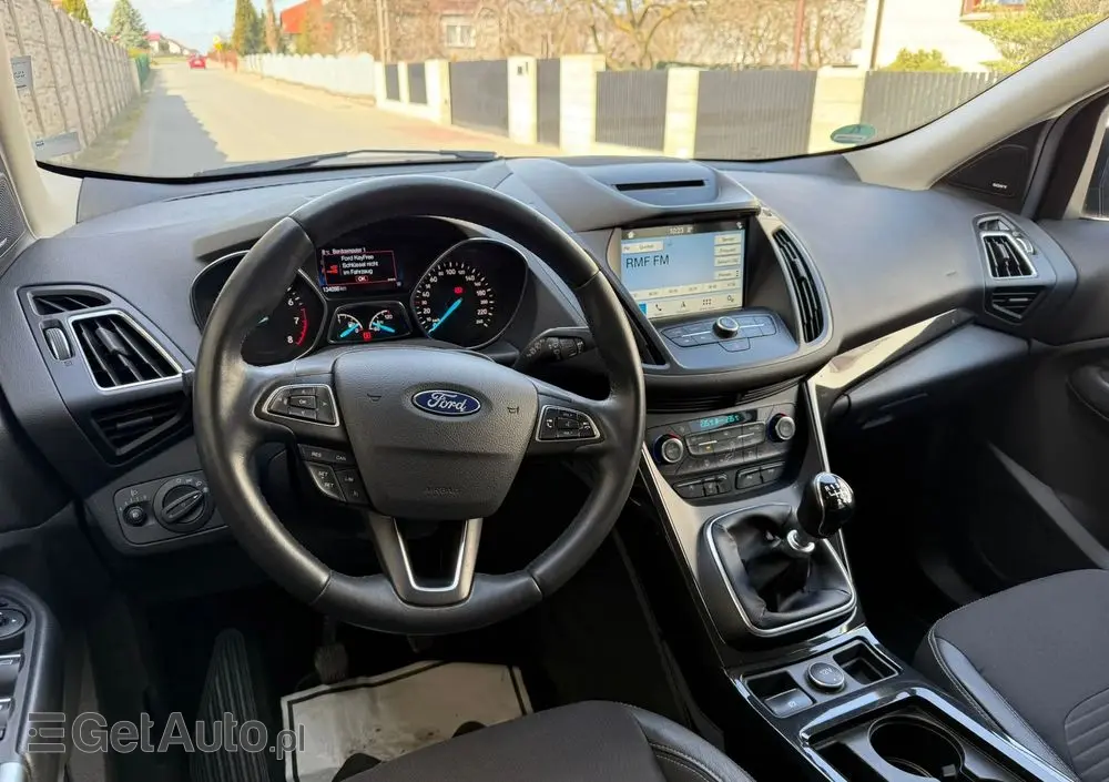 FORD Kuga 1.5 EcoBoost 2x4 Titanium