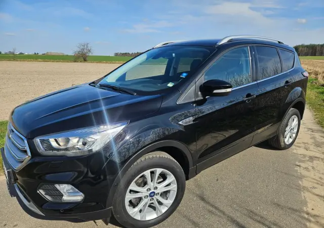 FORD Kuga 1.5 EcoBoost 2x4 Titanium