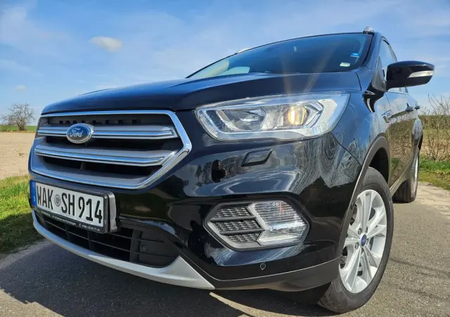 FORD Kuga 1.5 EcoBoost 2x4 Titanium