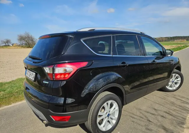 FORD Kuga 1.5 EcoBoost 2x4 Titanium