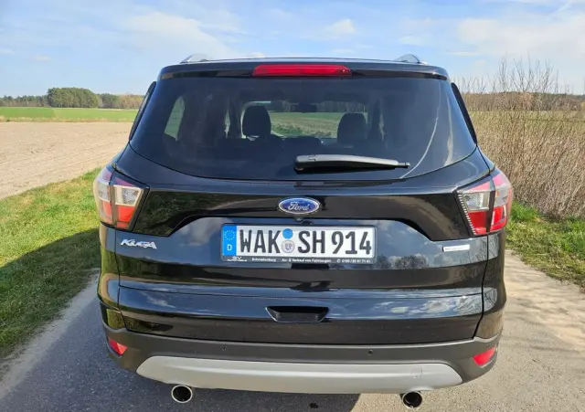 FORD Kuga 1.5 EcoBoost 2x4 Titanium