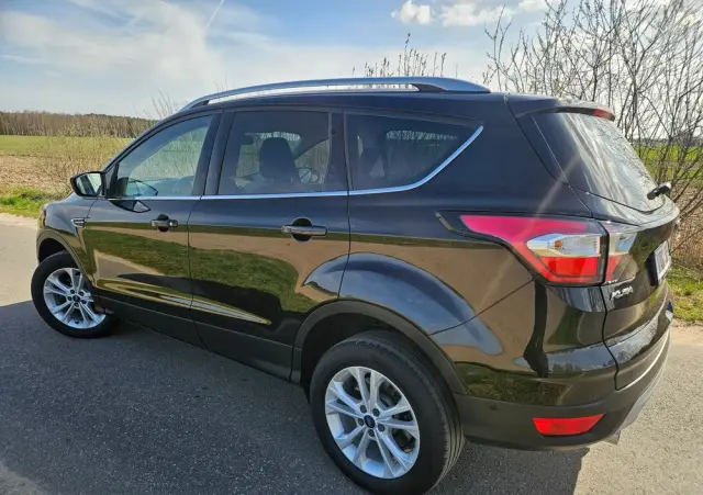 FORD Kuga 1.5 EcoBoost 2x4 Titanium