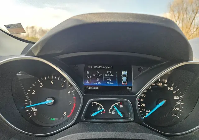 FORD Kuga 1.5 EcoBoost 2x4 Titanium