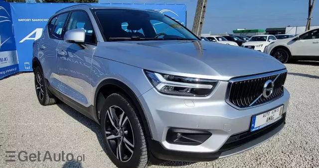 VOLVO XC 40 D4 AWD