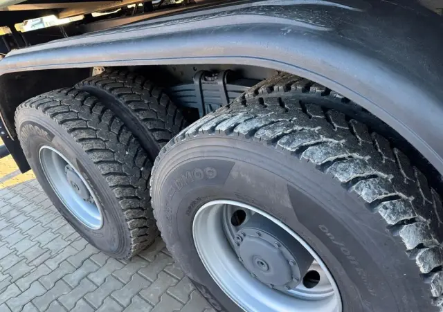 MERCEDES-BENZ Actros 4141 