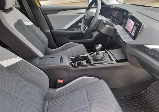 OPEL Astra VI 1.2 T Edition S&S