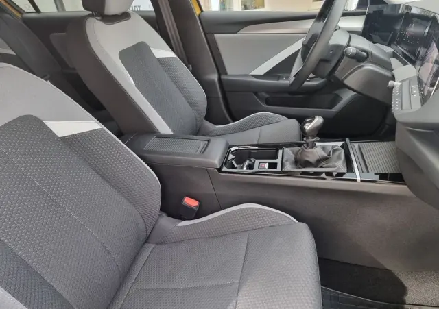 OPEL Astra VI 1.2 T Edition S&S