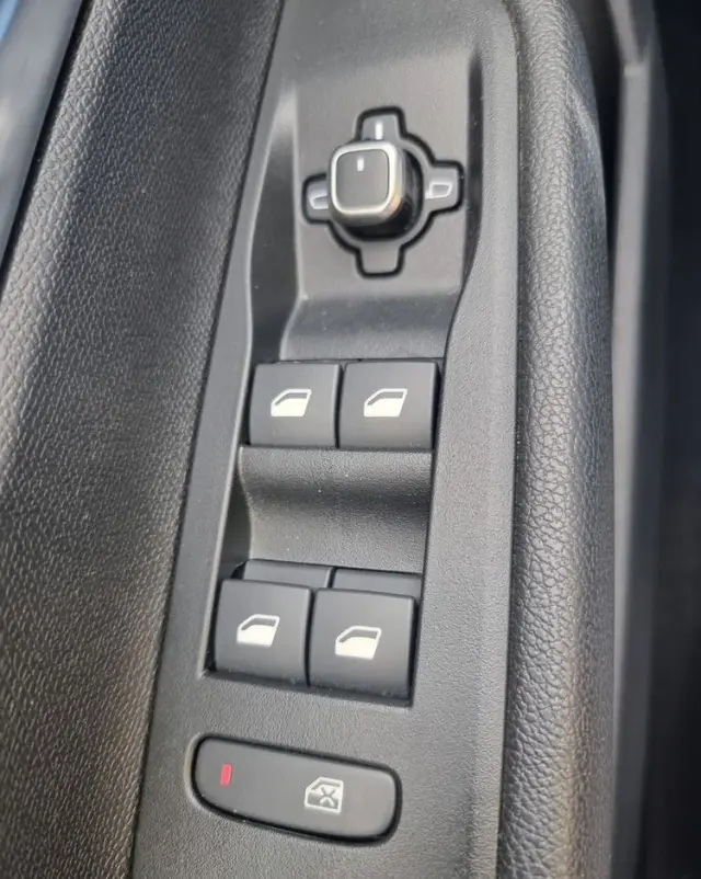 OPEL Astra VI 1.2 T Edition S&S