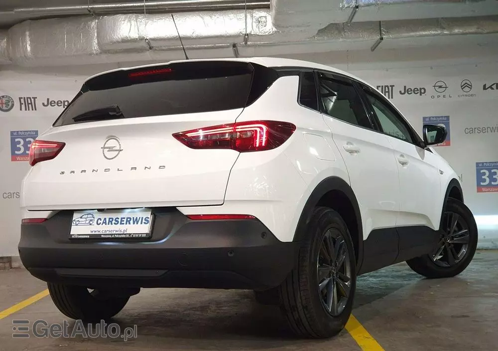 OPEL Grandland 