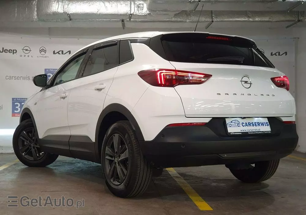 OPEL Grandland 