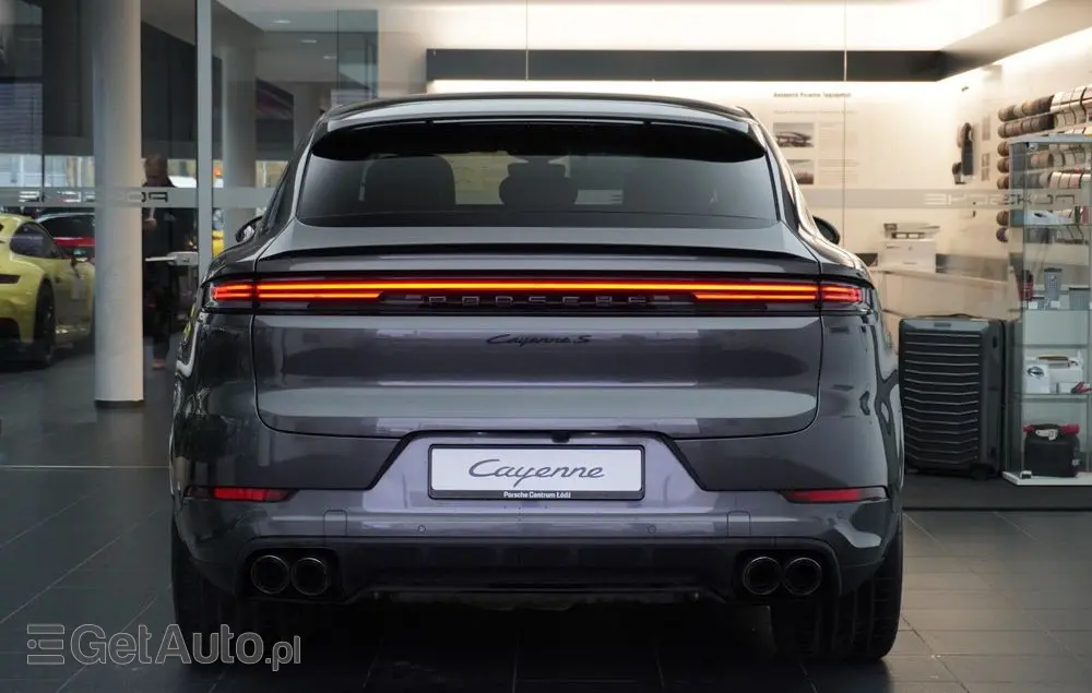 PORSCHE Cayenne Coupe S