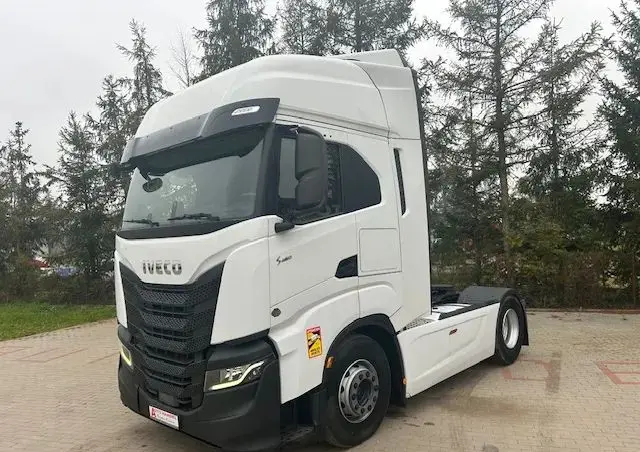 IVECO AS 440 S 