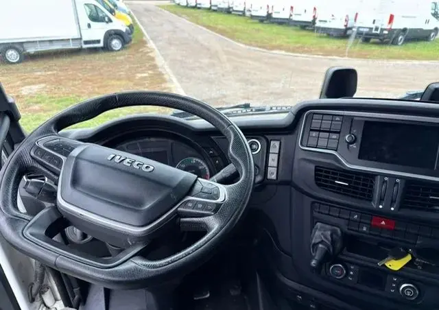 IVECO AS 440 S 
