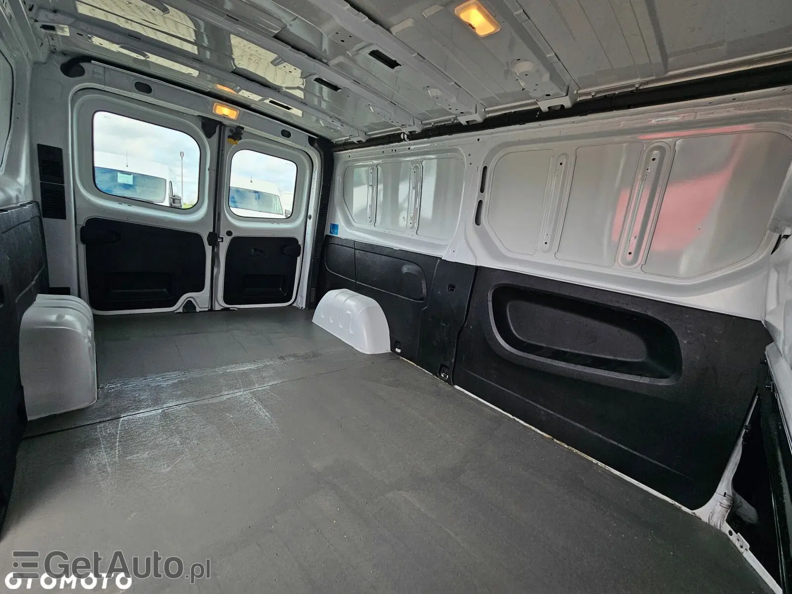 OPEL Vivaro L2H1 Elegance