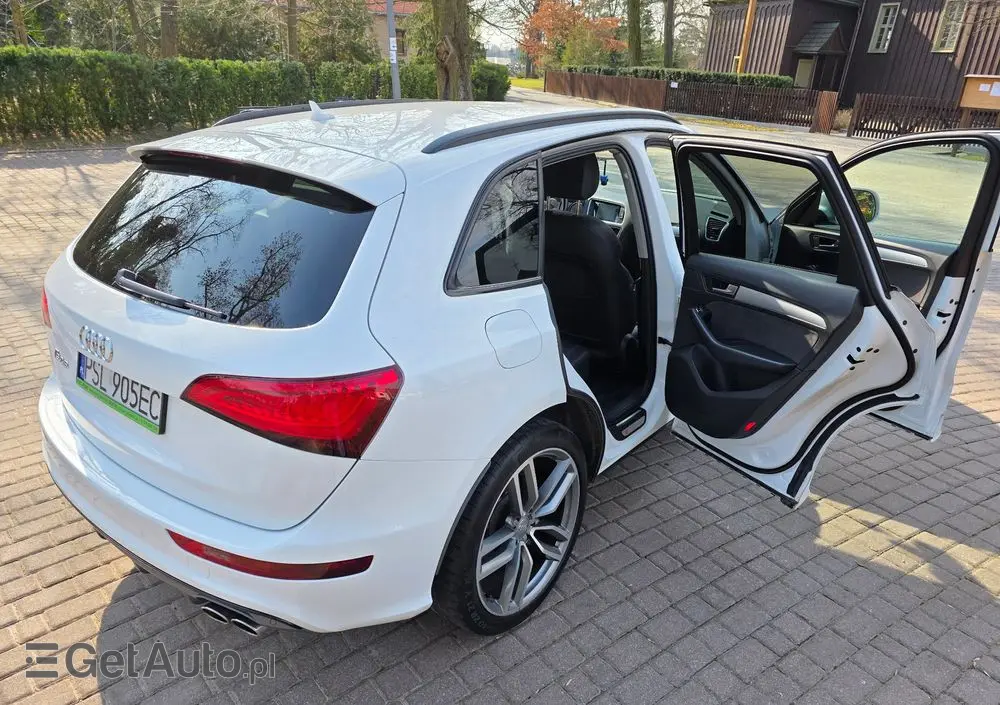 AUDI SQ5 