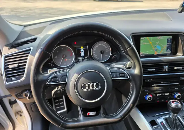 AUDI SQ5 