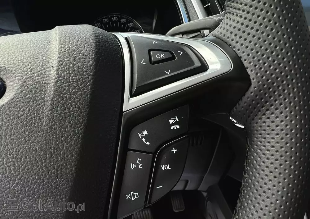 FORD S-Max 2.0 TDCi Titanium PowerShift