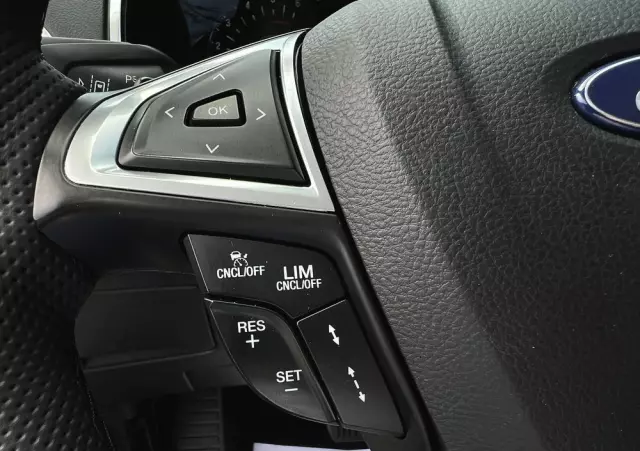 FORD S-Max 2.0 TDCi Titanium PowerShift