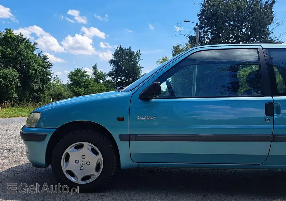 PEUGEOT 106 