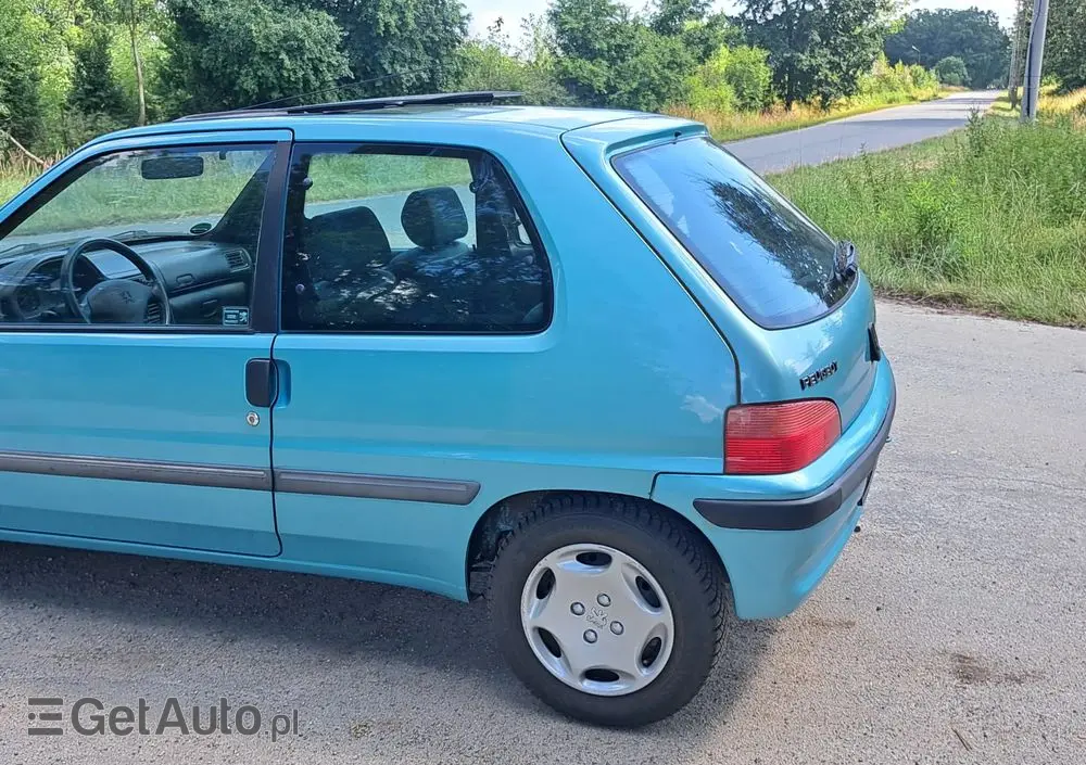 PEUGEOT 106 