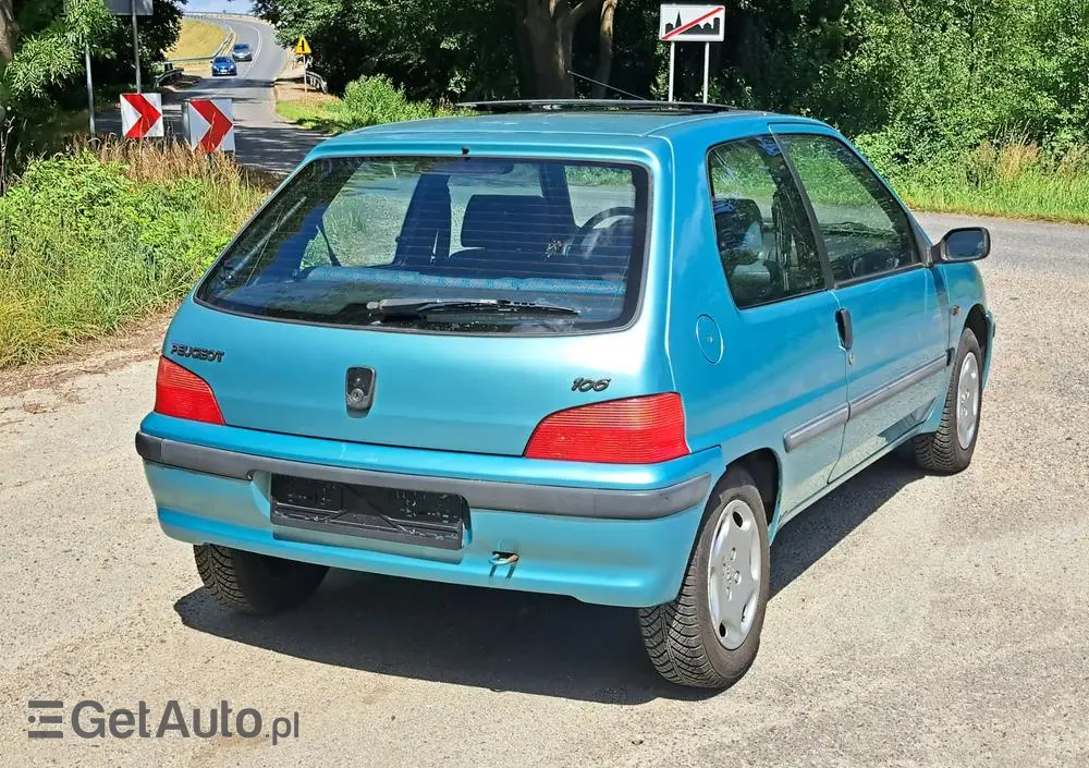 PEUGEOT 106 