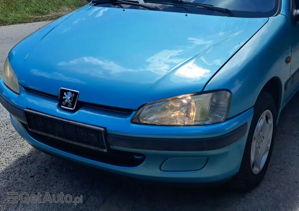 PEUGEOT 106 