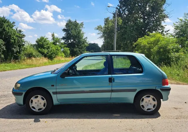 PEUGEOT 106 
