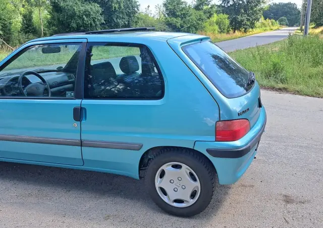 PEUGEOT 106 