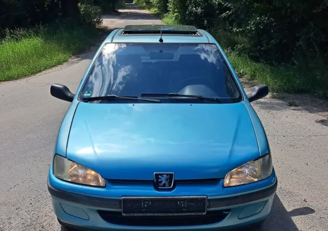 PEUGEOT 106 