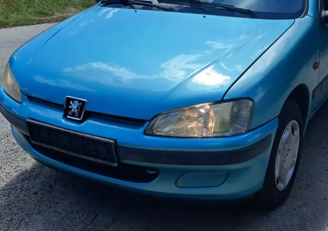 PEUGEOT 106 