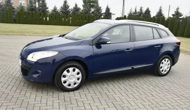RENAULT Megane 