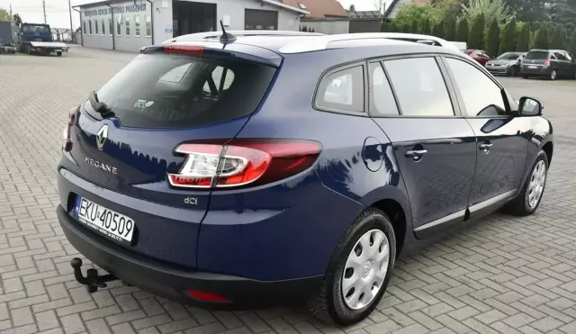 RENAULT Megane 