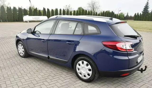 RENAULT Megane 