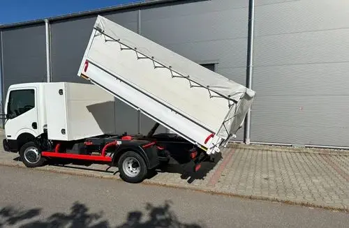 NISSAN Cabstar 
