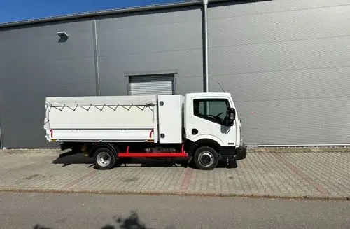 NISSAN Cabstar 