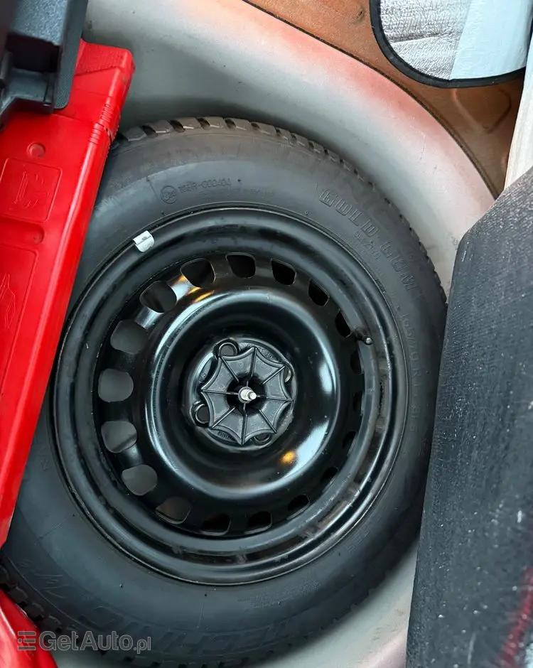 OPEL Corsa 1.2 16V Essentia