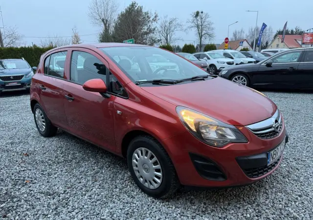 OPEL Corsa 1.2 16V Essentia