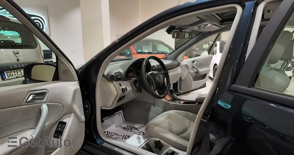 MERCEDES-BENZ Klasa C 180 Kompressor Automatik Avantgarde