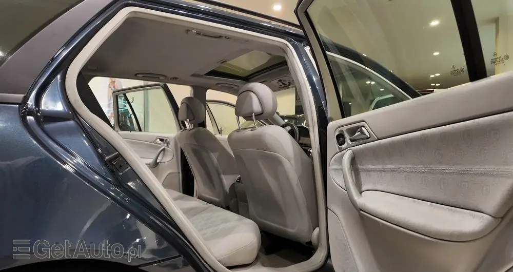 MERCEDES-BENZ Klasa C 180 Kompressor Automatik Avantgarde