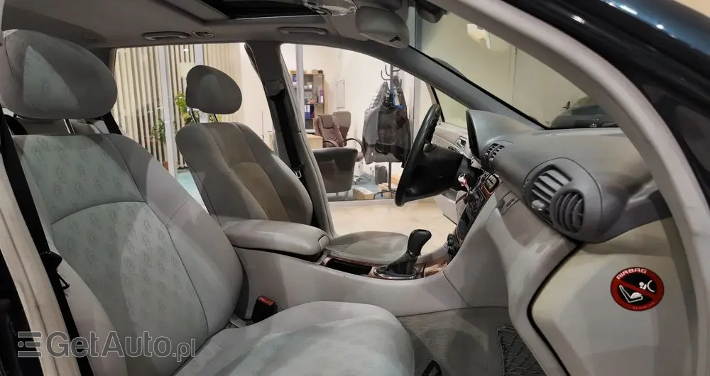 MERCEDES-BENZ Klasa C 180 Kompressor Automatik Avantgarde