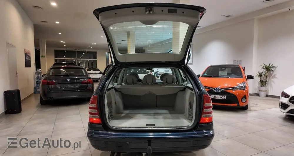 MERCEDES-BENZ Klasa C 180 Kompressor Automatik Avantgarde