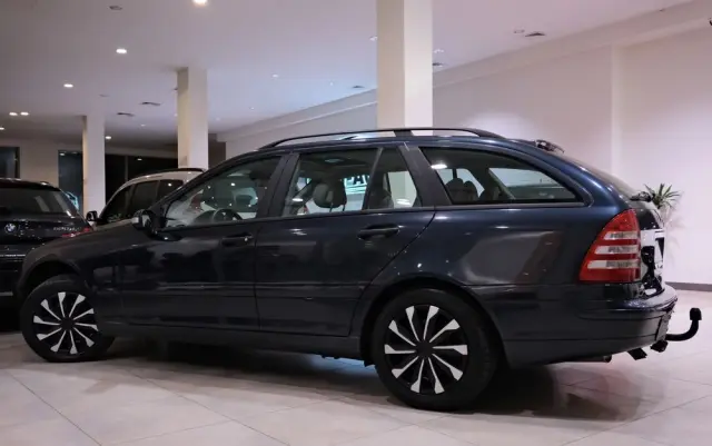 MERCEDES-BENZ Klasa C 180 Kompressor Automatik Avantgarde