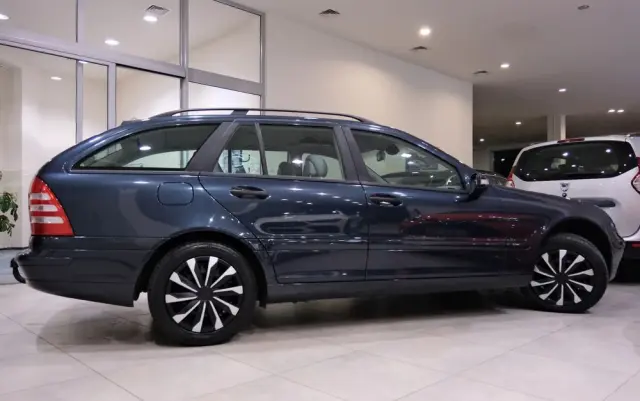 MERCEDES-BENZ Klasa C 180 Kompressor Automatik Avantgarde