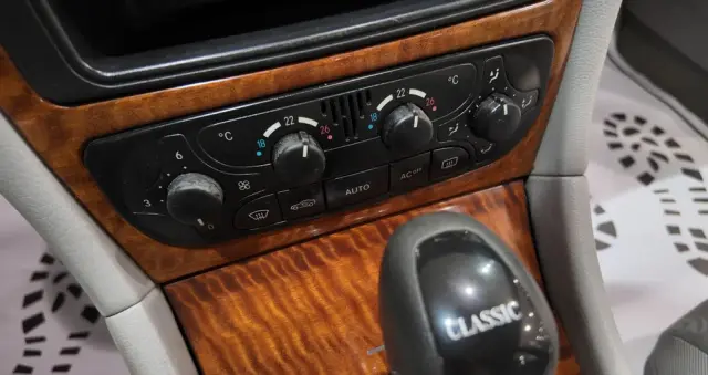 MERCEDES-BENZ Klasa C 180 Kompressor Automatik Avantgarde