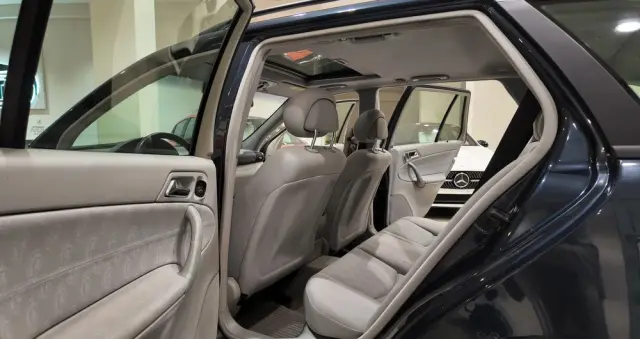 MERCEDES-BENZ Klasa C 180 Kompressor Automatik Avantgarde