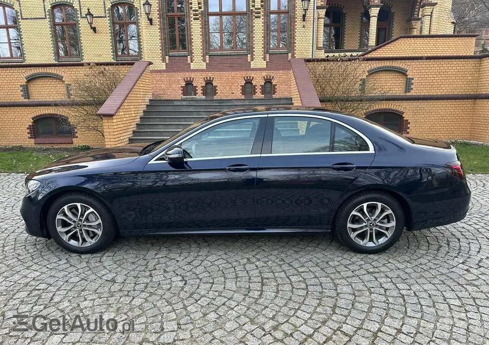 MERCEDES-BENZ Klasa E 