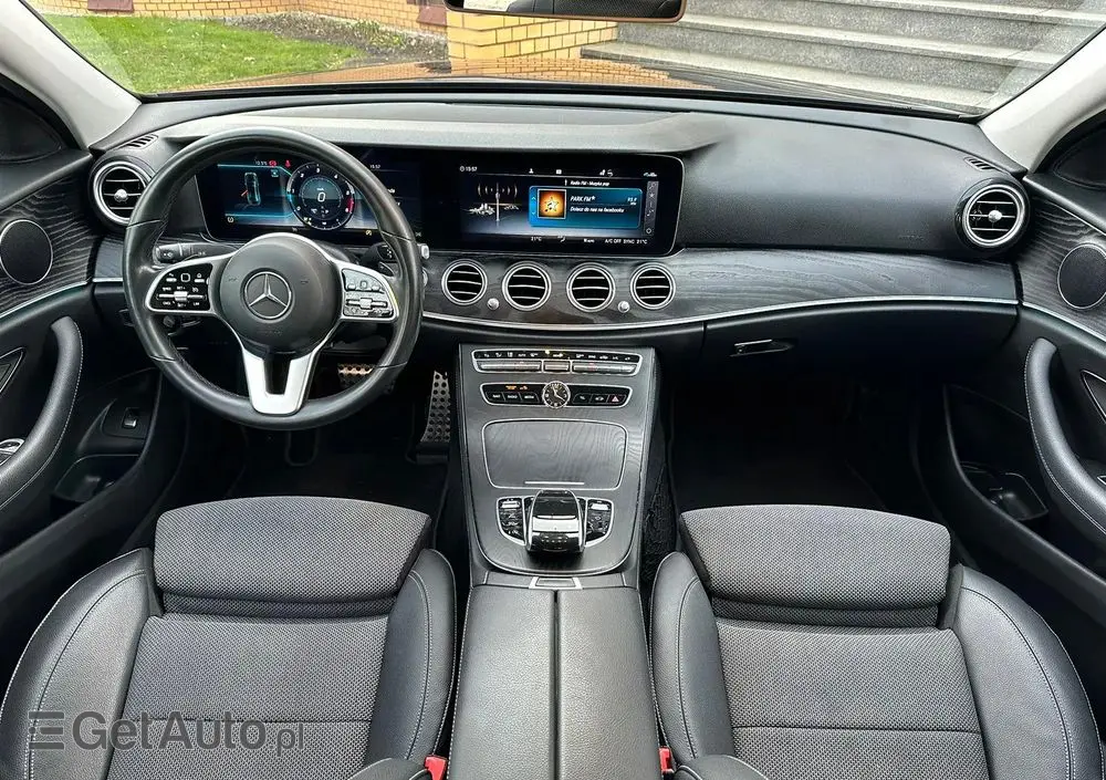 MERCEDES-BENZ Klasa E 