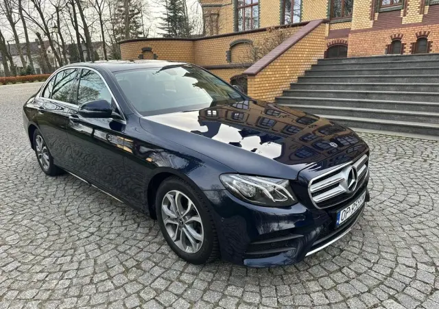 MERCEDES-BENZ Klasa E 