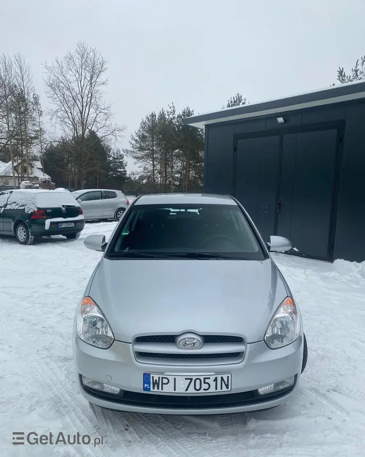 HYUNDAI Accent 1.4 GL