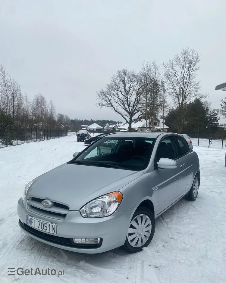 HYUNDAI Accent 1.4 GL